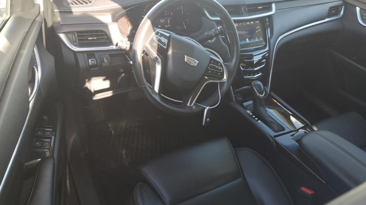 Cadillac XTS  2016