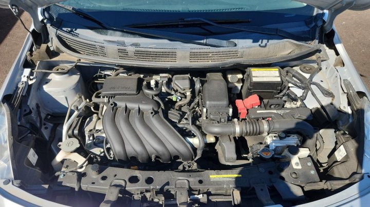 Nissan Versa  2019