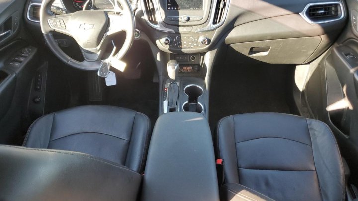 Chevrolet Equinox  2021