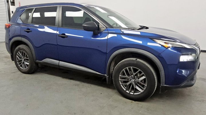 Nissan ROGUE  2021