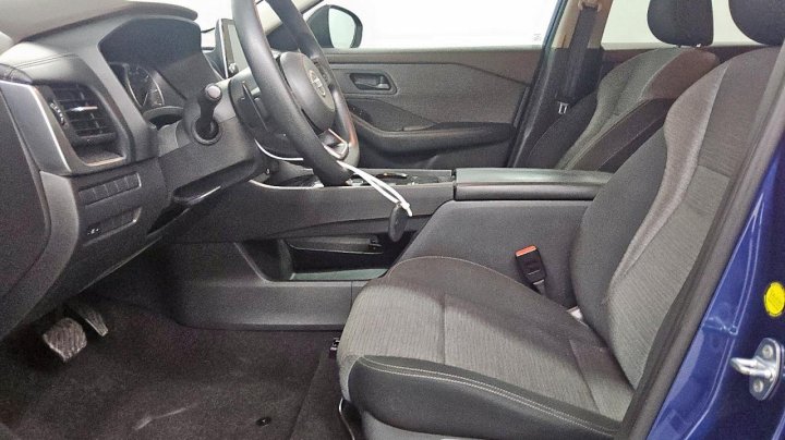Nissan ROGUE  2021