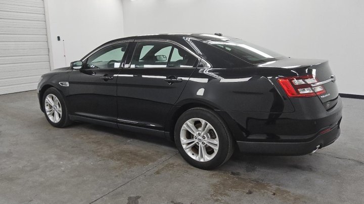 Ford TAURUS  2018