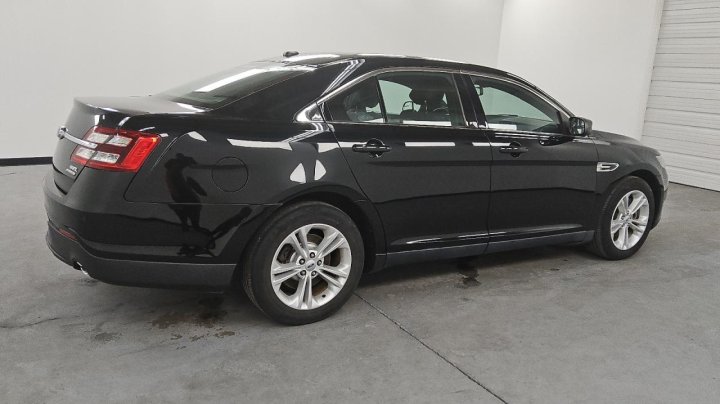 Ford TAURUS  2018