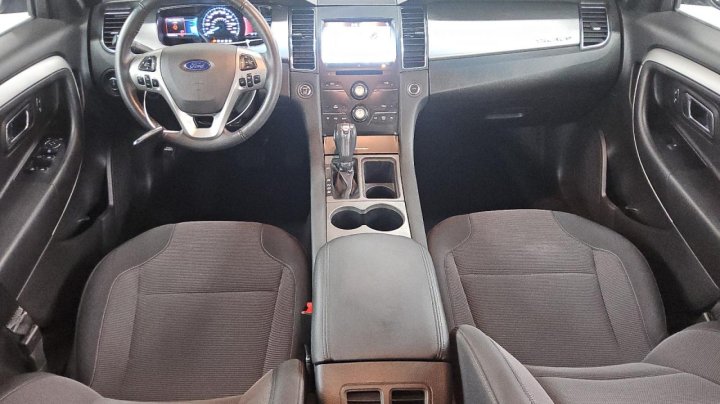 Ford TAURUS  2018