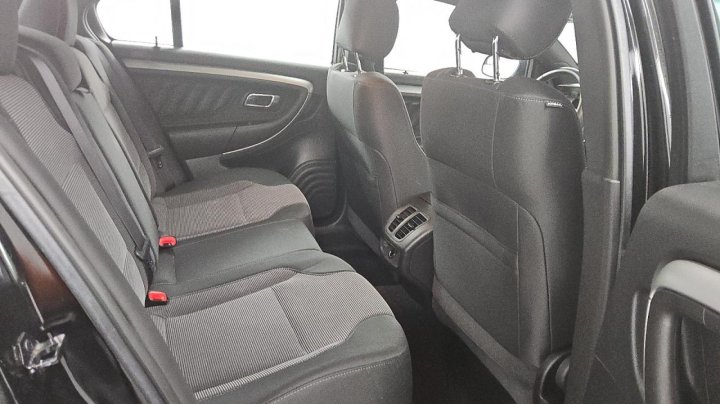 Ford TAURUS  2018