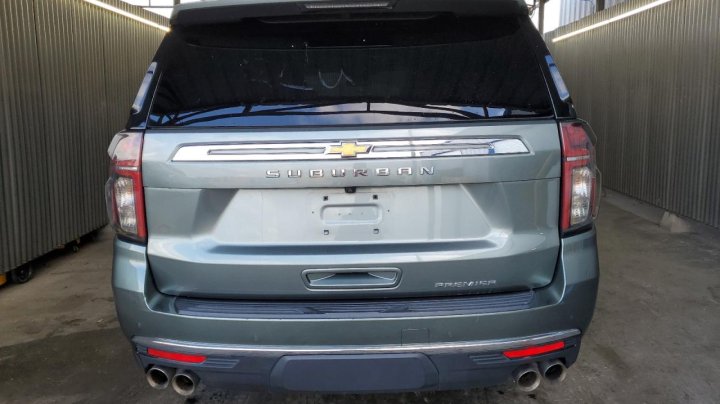 Chevrolet Suburban  2023