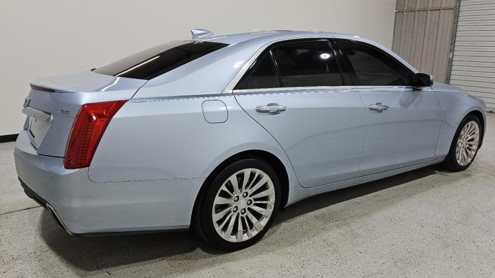 Cadillac CTS  2017