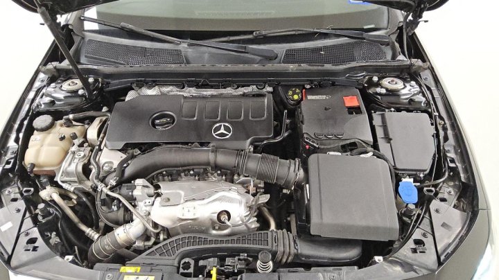 Mercedes-Benz A  2020
