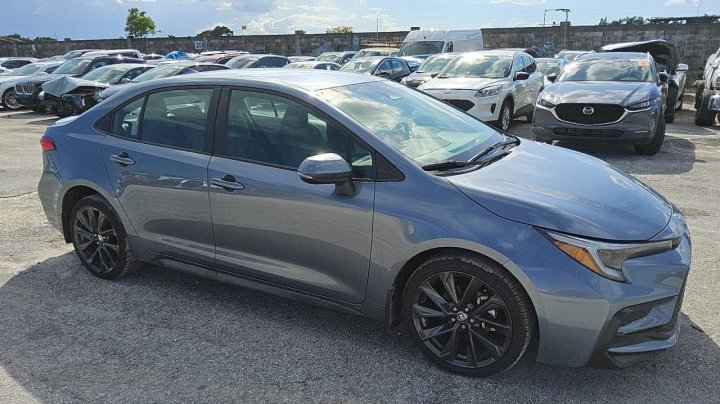 Toyota Corolla  2024