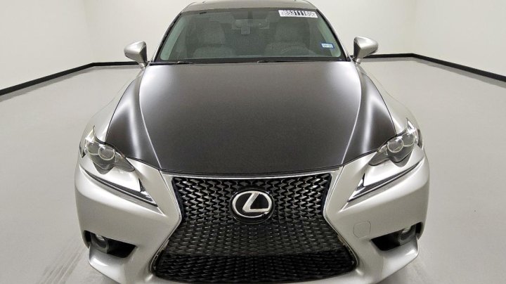 Lexus IS  2015