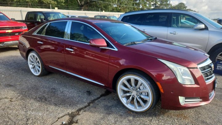 Cadillac XTS  2016