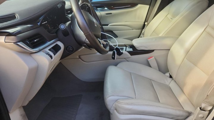 Cadillac XTS  2016
