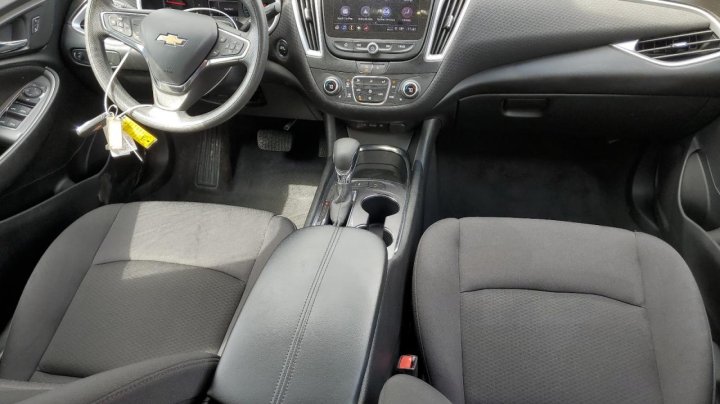 Chevrolet Malibu  2023