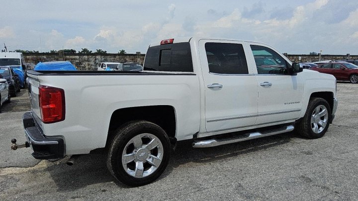 Chevrolet Silverado  2018