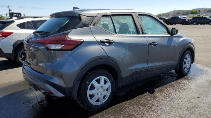 Nissan Kicks  2021
