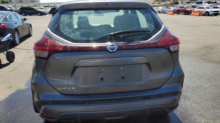 Nissan Kicks  2021