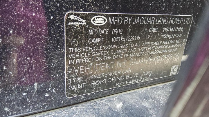 Jaguar XE  2020