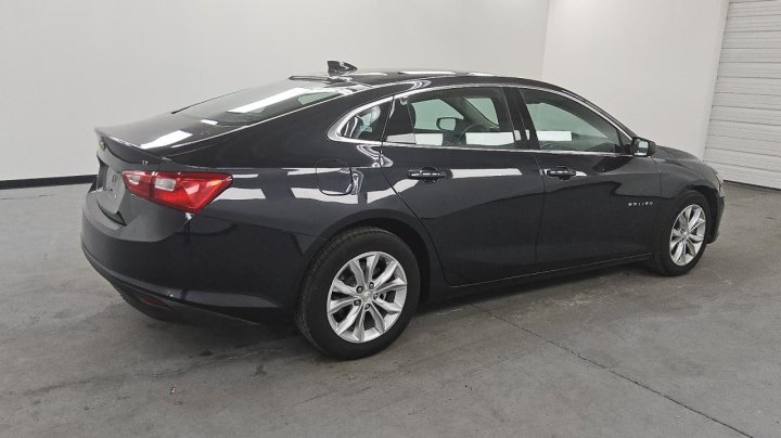 Chevrolet Malibu  2023