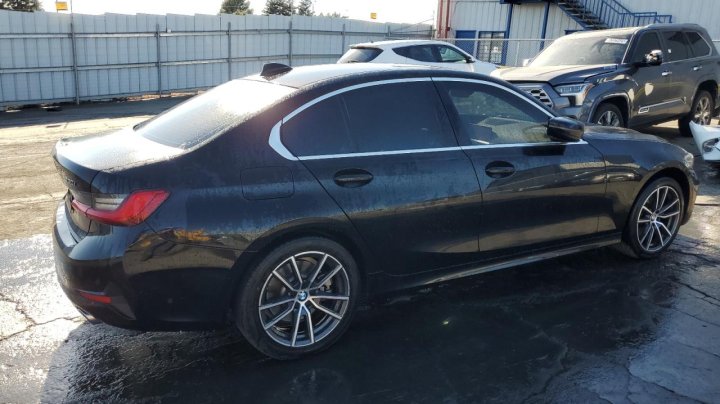 BMW 330XI  2020