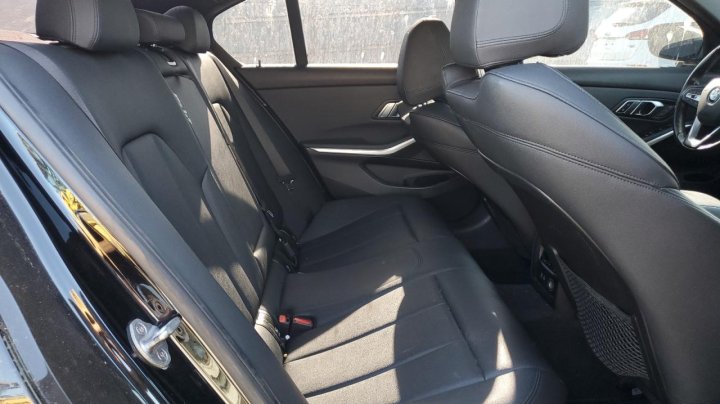 BMW 330XI  2020