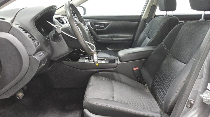 Nissan Altima  2016