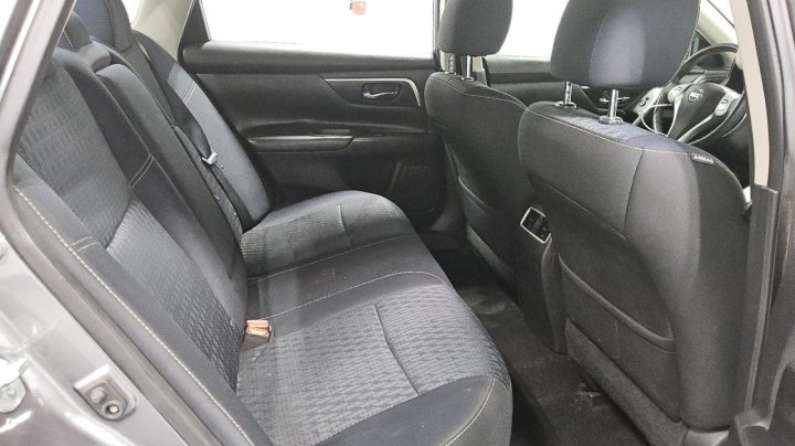 Nissan Altima  2016