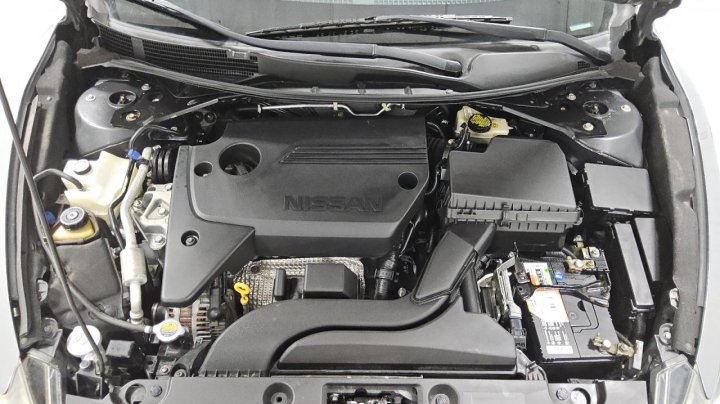Nissan Altima  2016