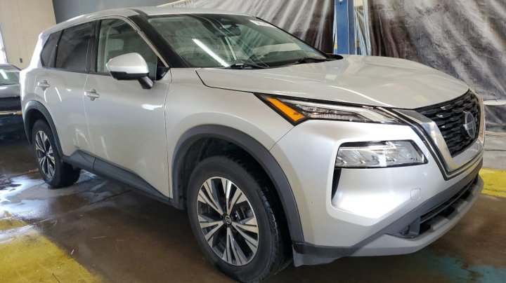 Nissan ROGUE  2021