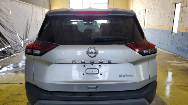 Nissan ROGUE  2021