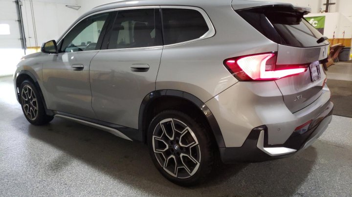 BMW X1  2023