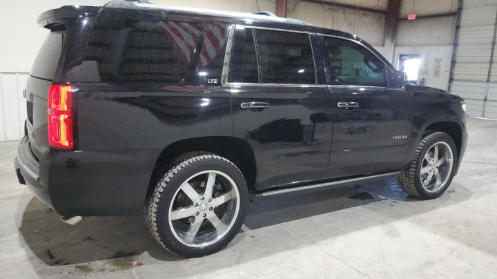 Chevrolet Tahoe  2015