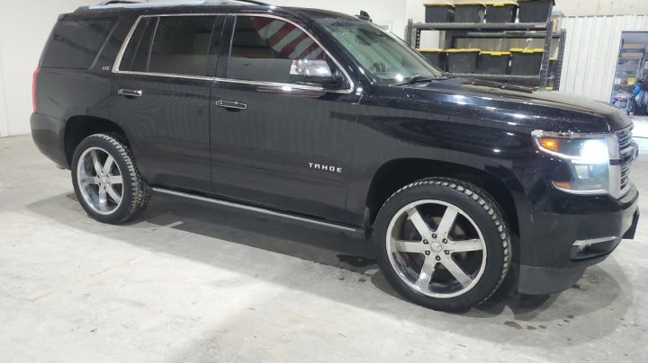Chevrolet Tahoe  2015