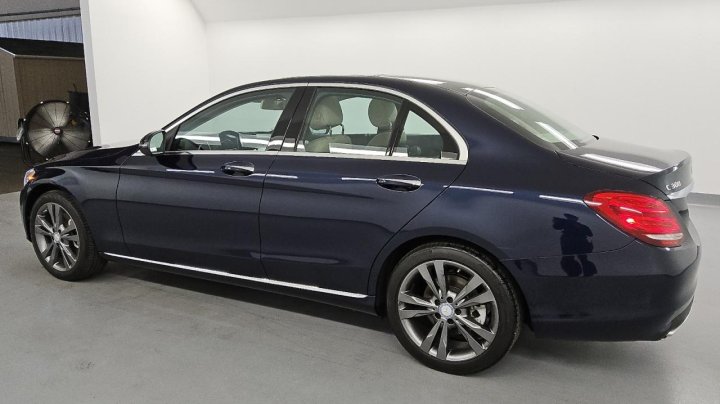 Mercedes-Benz C  2017