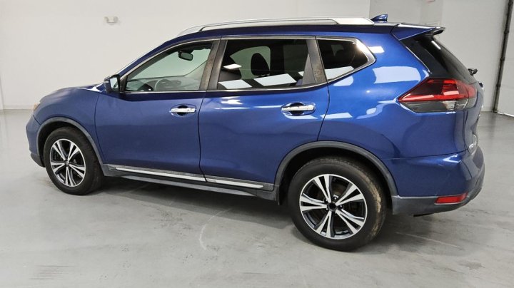 Nissan ROGUE  2018