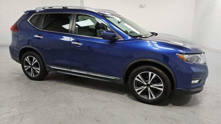 Nissan ROGUE  2018