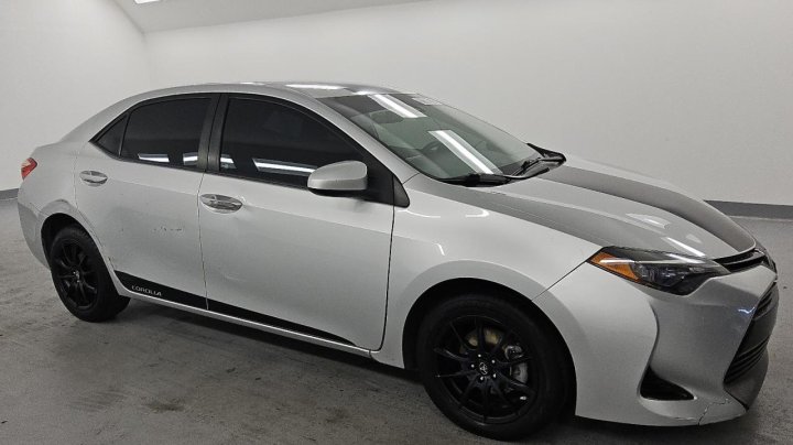 Toyota Corolla  2018