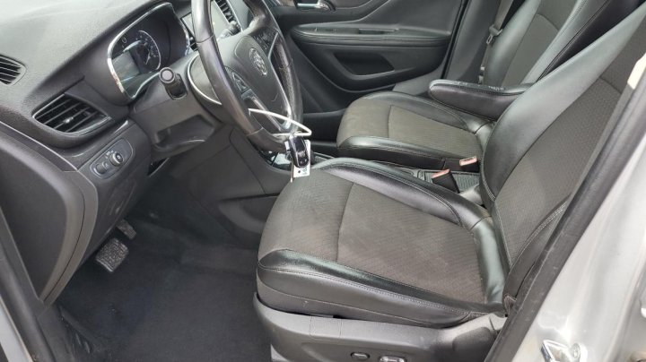 Buick Encore  2021