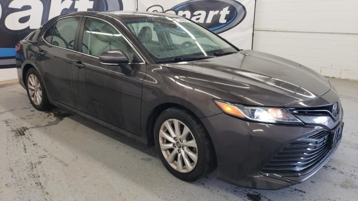 Toyota Camry  2018