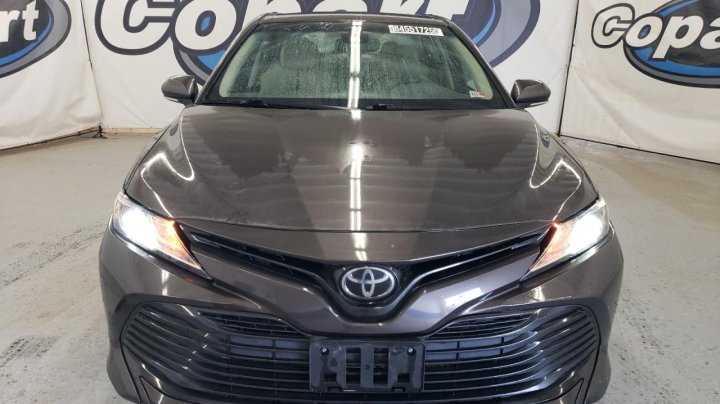 Toyota Camry  2018