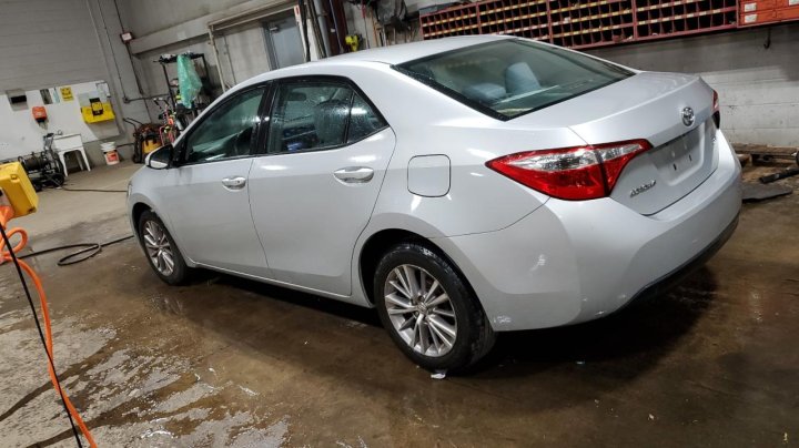 Toyota Corolla  2015