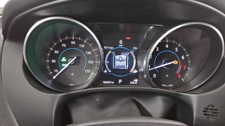 Jaguar XE  2017