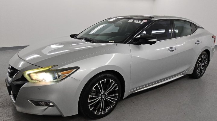 Nissan Maxima  2016