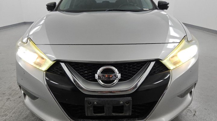 Nissan Maxima  2016