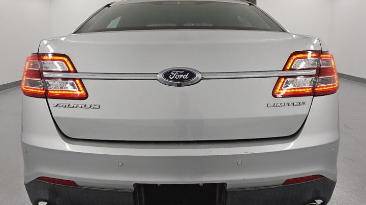 Ford TAURUS  2017