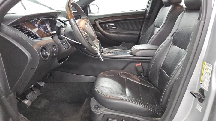 Ford TAURUS  2017