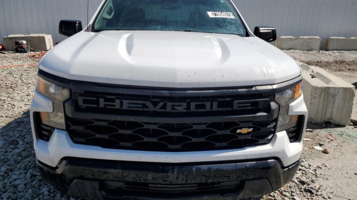 Chevrolet Silverado  2023
