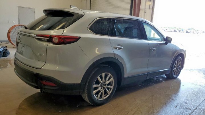 Mazda CX-9  2018