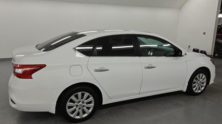 Nissan Sentra  2019