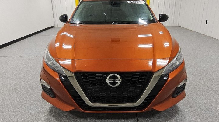 Nissan Altima  2020