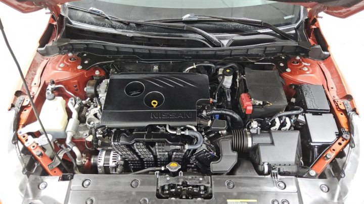 Nissan Altima  2020